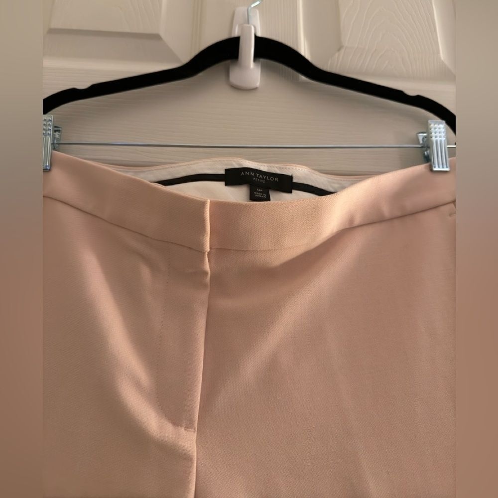Ann Taylor Petite pink crop covered‎ button trousers Size 14 Petite - Picture 5 of 5